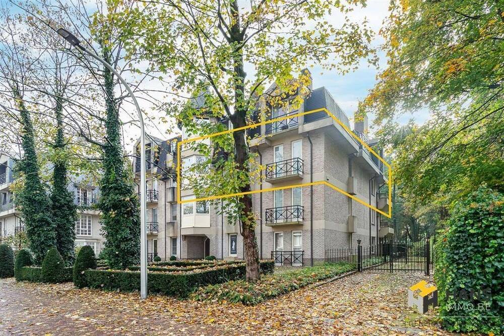 Appartement te  koop in Brasschaat 2930 599000.00€ 3 slaapkamers 190.00m² - Zoekertje 1383672