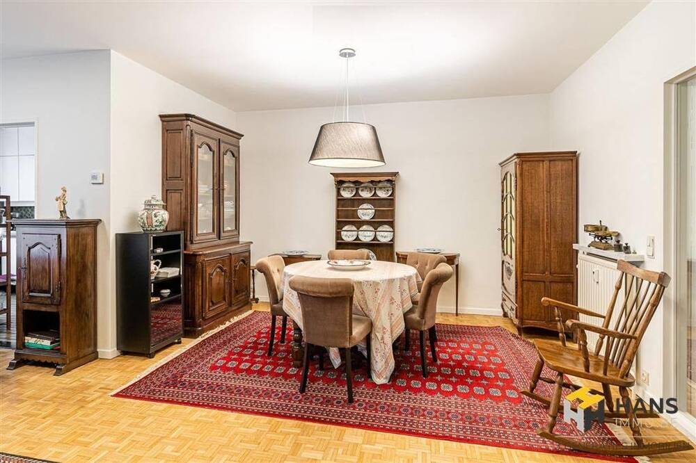 Appartement te  koop in Berchem 2600 219000.00€ 2 slaapkamers 98.00m² - Zoekertje 1383674