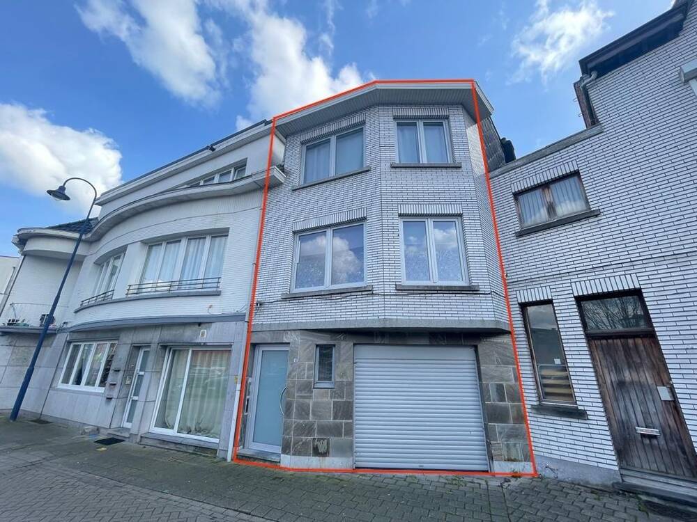 Huis te  koop in Kontich 2550 335000.00€  slaapkamers m² - Zoekertje 1384970
