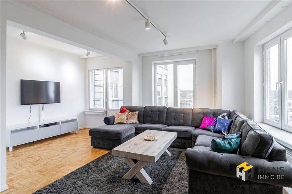 Appartement te  koop in Deurne 2100 185000.00€ 2 slaapkamers 92.00m² - Zoekertje 1385016