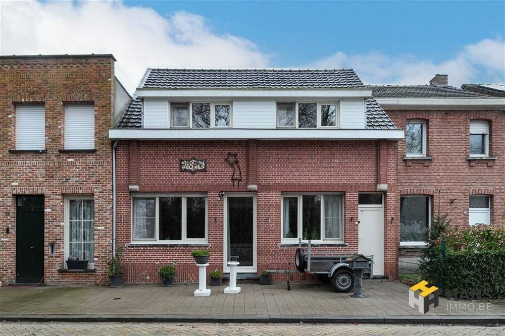 Huis te  koop in Berendrecht 2040 319000.00€ 4 slaapkamers 160.00m² - Zoekertje 1385015