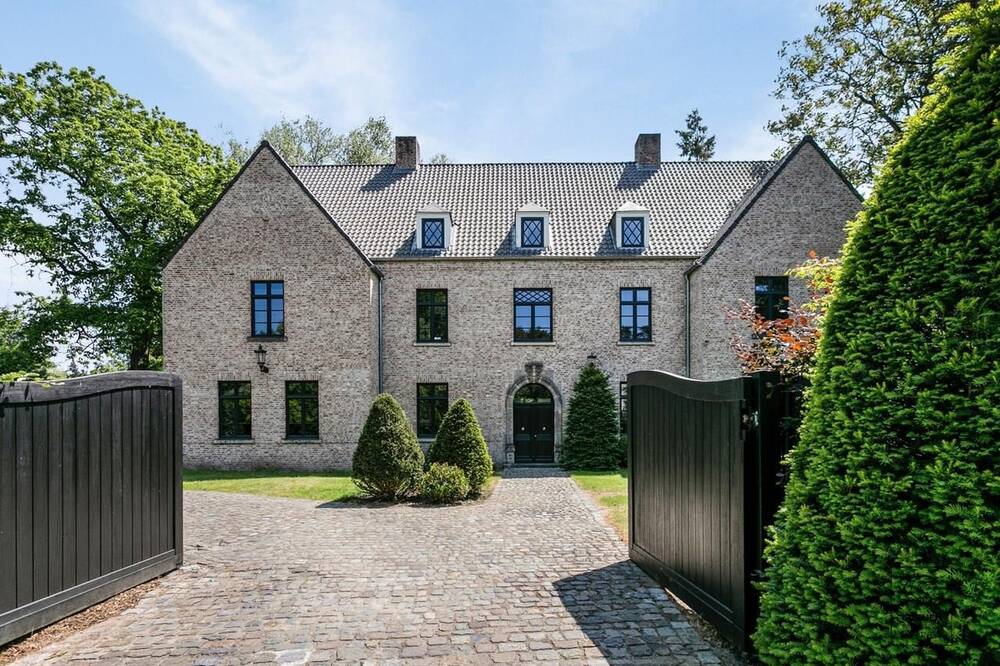 Huis te  koop in Schilde 2970 1875000.00€ 4 slaapkamers 670.00m² - Zoekertje 1386040
