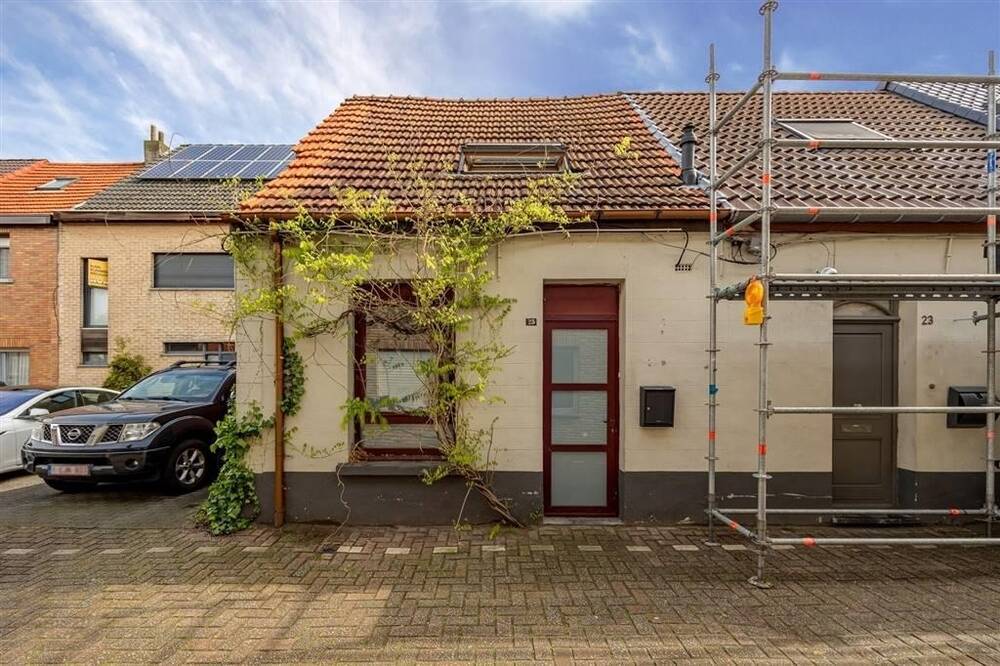 Huis te  koop in Ekeren 2180 259000.00€ 2 slaapkamers 110.00m² - Zoekertje 1386155