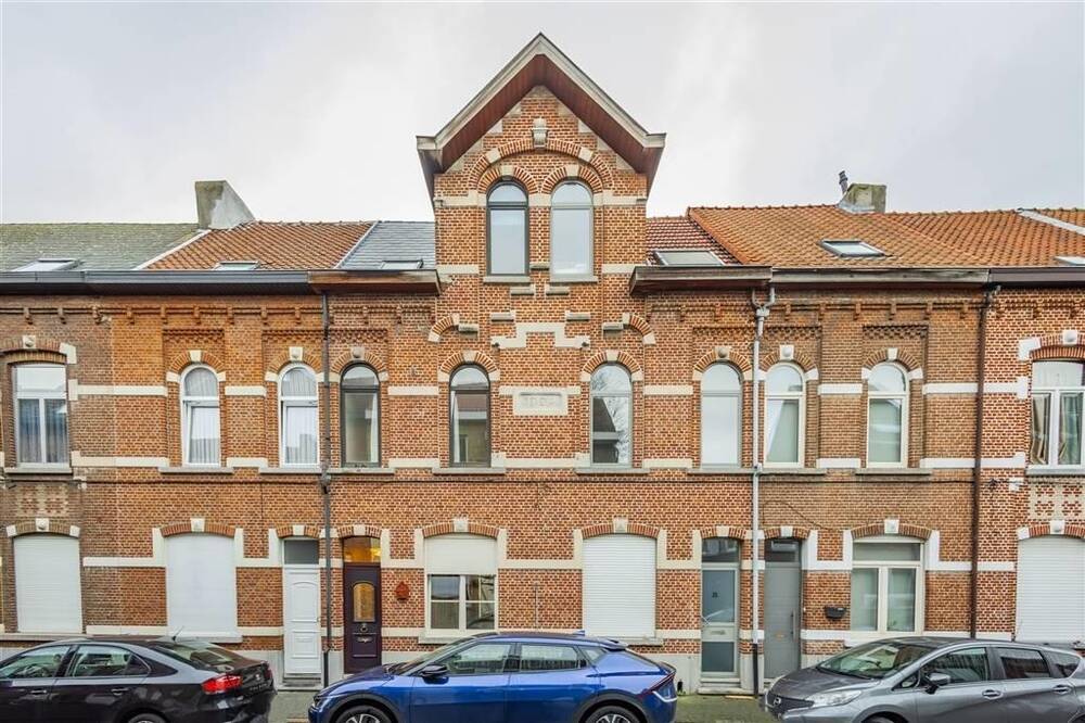 Huis te  koop in Mechelen 2800 227000.00€ 4 slaapkamers m² - Zoekertje 1387693