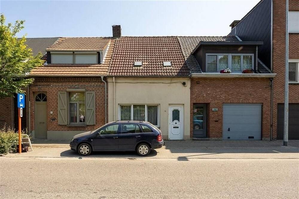 Huis te  koop in Schoten 2900 209000.00€ 3 slaapkamers m² - Zoekertje 1387692