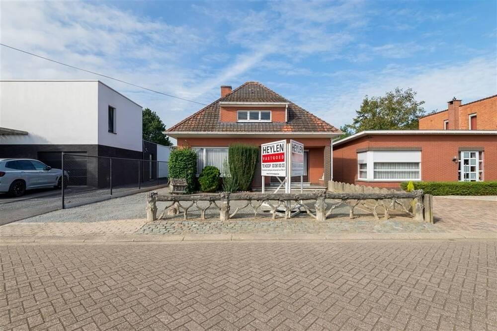 Huis te  koop in Zandhoven 2240 325000.00€ 3 slaapkamers 133.00m² - Zoekertje 1388636