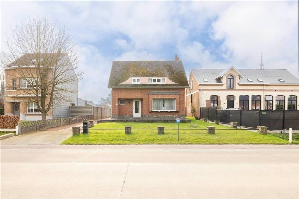 Huis te  koop in Hulshout 2235 249000.00€ 3 slaapkamers 179.00m² - Zoekertje 1389159
