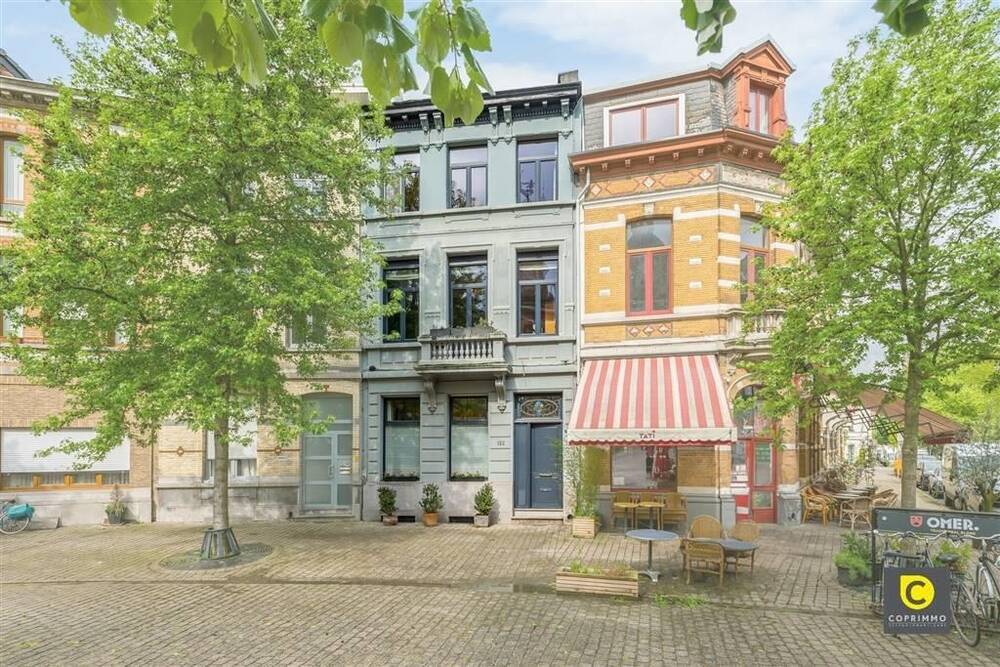 Huis te  koop in Berchem 2600 599000.00€ 4 slaapkamers 242.00m² - Zoekertje 1391124