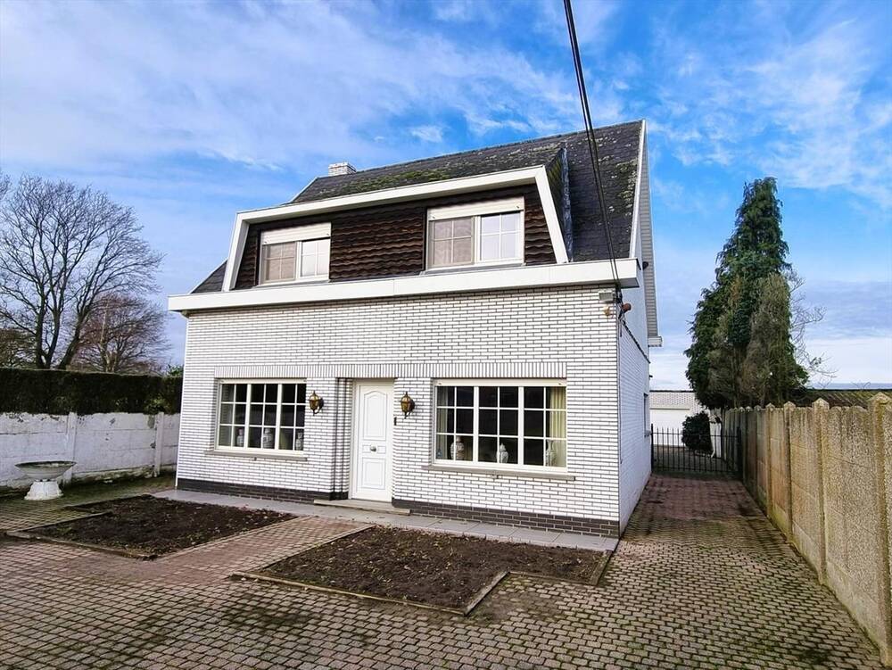 Huis te  koop in Heist-op-den-Berg 2220 300000.00€ 3 slaapkamers 167.00m² - Zoekertje 1390803