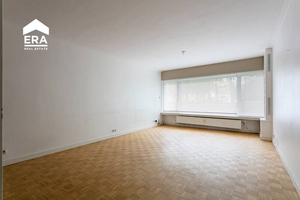 Appartement te  koop in Berchem 2600 189000.00€ 2 slaapkamers 74.00m² - Zoekertje 1392162