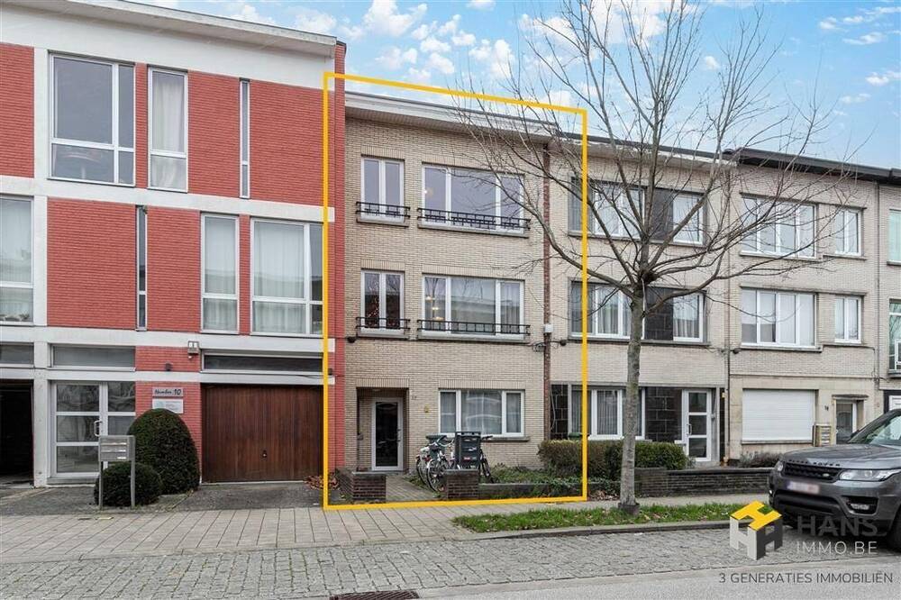Appartementsgebouw te  in Berchem 2600 799000.00€ 6 slaapkamers 260.00m² - Zoekertje 1394709
