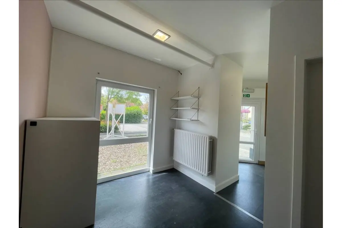 Handelszaak te  huur in Mechelen 2800 895.00€  slaapkamers m² - Zoekertje 57501
