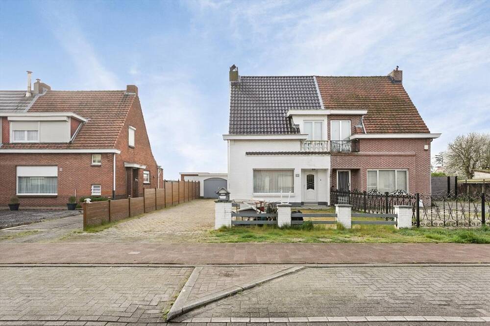 Huis te  koop in Stabroek 2940 339000.00€ 2 slaapkamers 162.00m² - Zoekertje 1398145