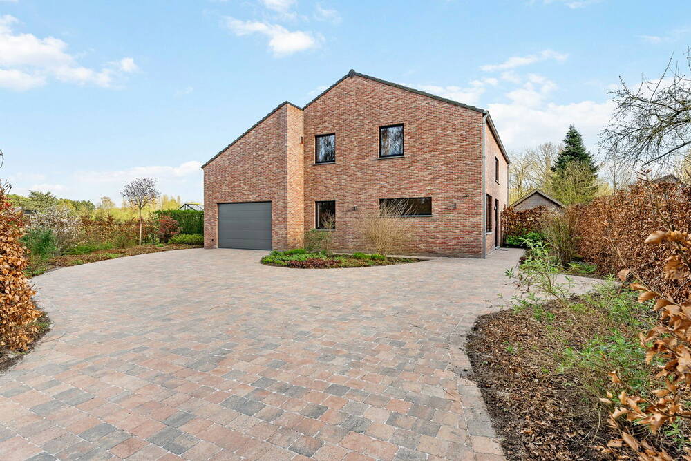 Huis te  koop in Putte 2580 995000.00€ 6 slaapkamers 319.00m² - Zoekertje 280551