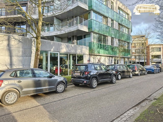 Commerciële ruimte te huur in Brasschaat 2930 5950.00€ slaapkamers 351.00m² - Zoekertje 281507