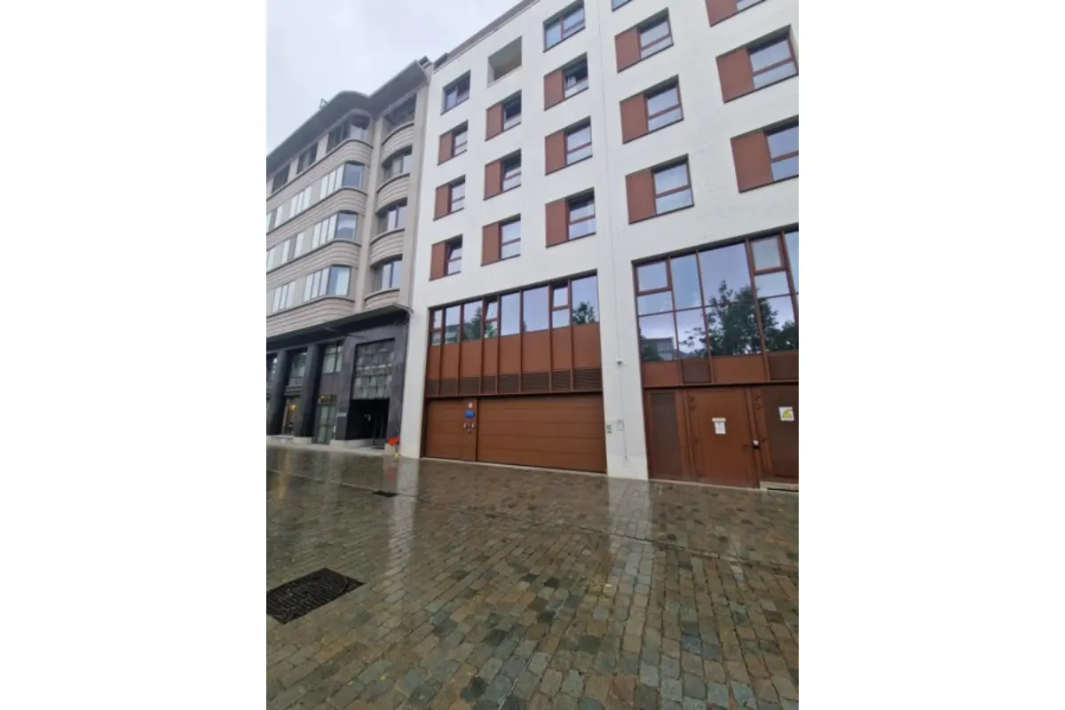 Parking & garage te  koop in Antwerpen 2000 35000.00€  slaapkamers m² - Zoekertje 574308