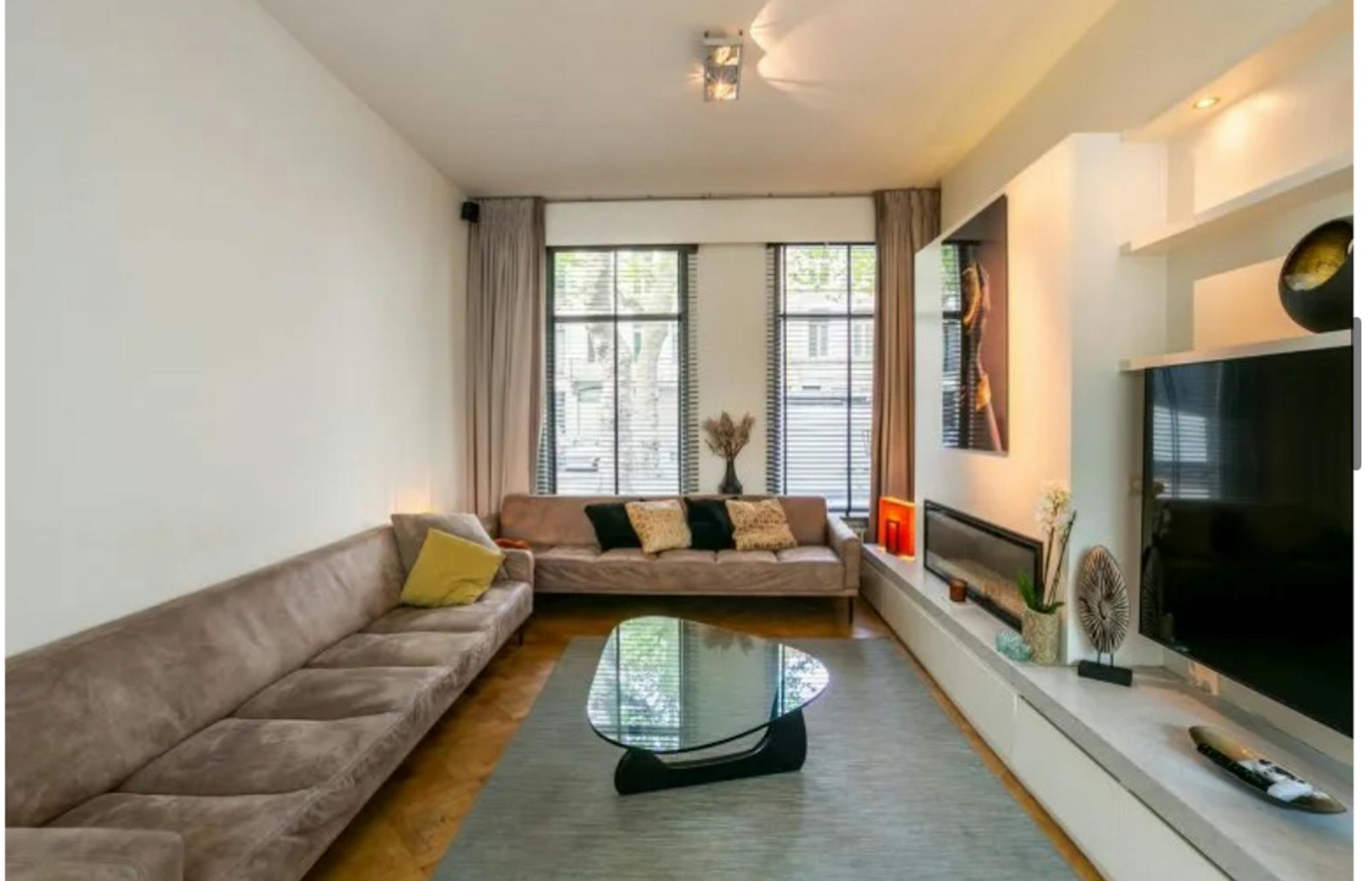 Appartement te  huur in Antwerpen 2018 5300.00€ 4 slaapkamers 500.00m² - Zoekertje 198352