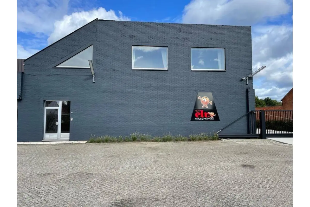 Handelszaak te  huur in Poederlee 2275 1500.00€  slaapkamers m² - Zoekertje 213769