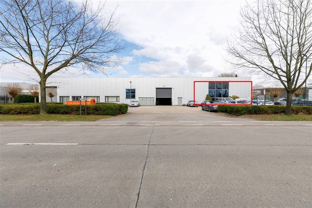 Handelszaak te huur in Herentals 2200 3650.00€ slaapkamers 460.00m² - Zoekertje 213931
