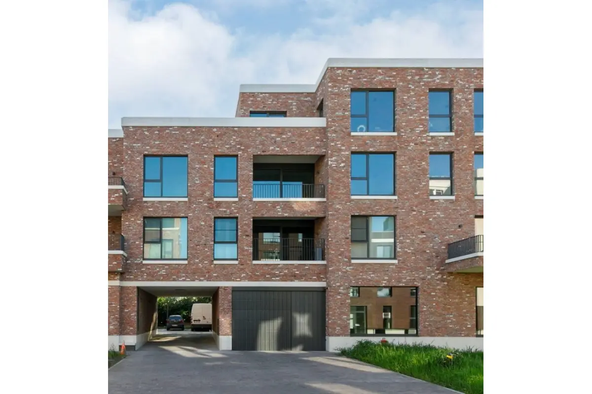 Parking & garage te  huur in Herentals 2200 75.00€  slaapkamers m² - Zoekertje 213799