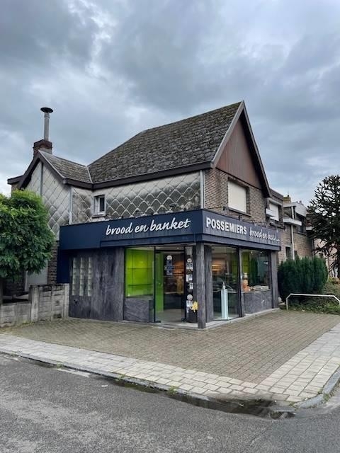 Huis te koop in Boom 2850 199000.00€ 3 slaapkamers 121.00m² - Zoekertje 234235