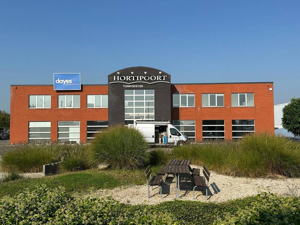 Handelszaak te  huur in Breendonk 2870 8100.00€  slaapkamers 1140.00m² - Zoekertje 250392