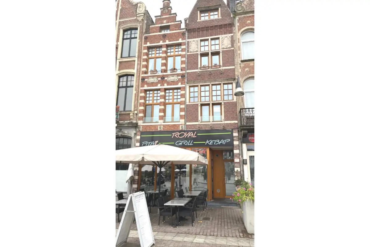 Handelszaak te  koop in Lier 2500 600000.00€  slaapkamers 120.00m² - Zoekertje 282530