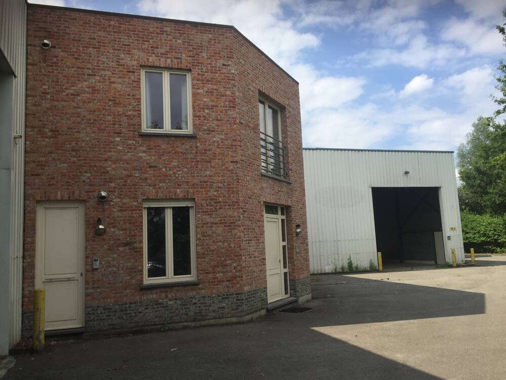 Handelszaak te huur in Lint 2547 4750.00€ slaapkamers 880.00m² - Zoekertje 284419