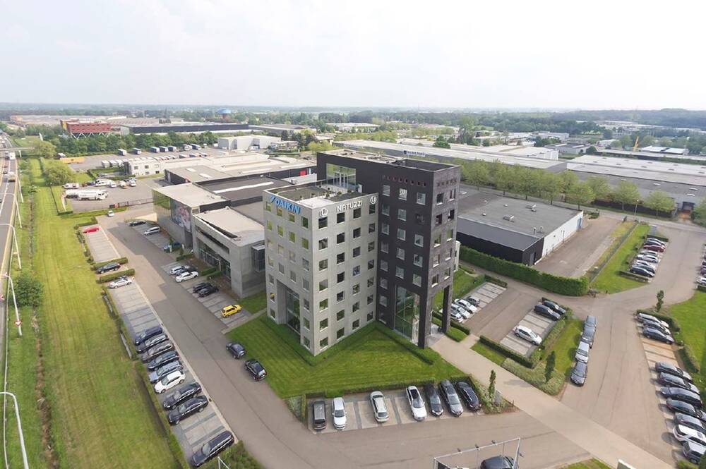 Handelszaak te huur in Herentals 2200 2338.00€ slaapkamers 255.00m² - Zoekertje 284445
