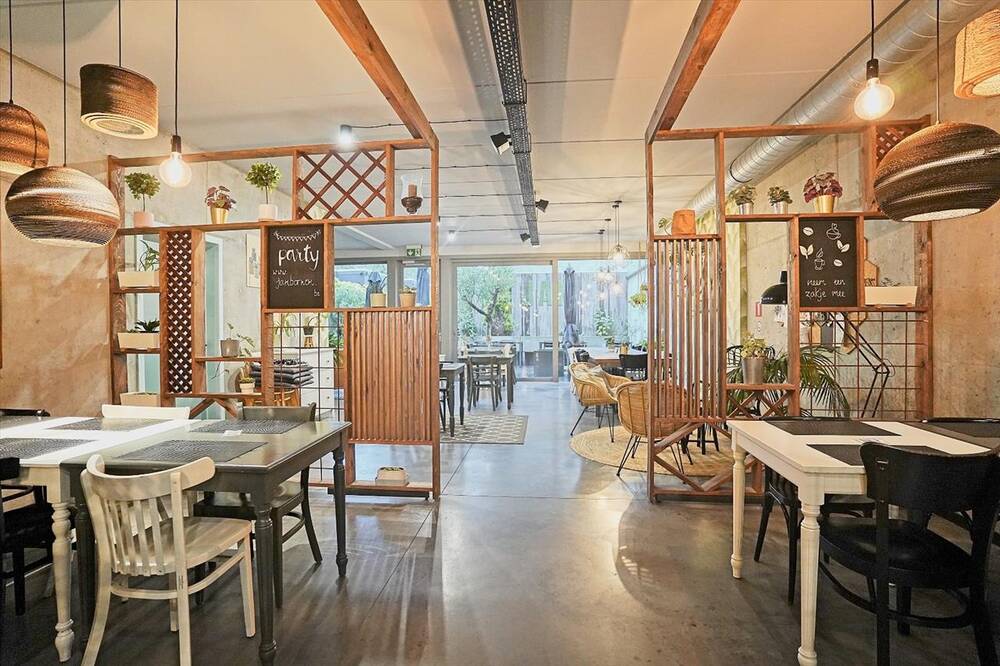 Handelszaak te koop in Bornem 2880 509000.00€ slaapkamers 360.00m² - Zoekertje 292710