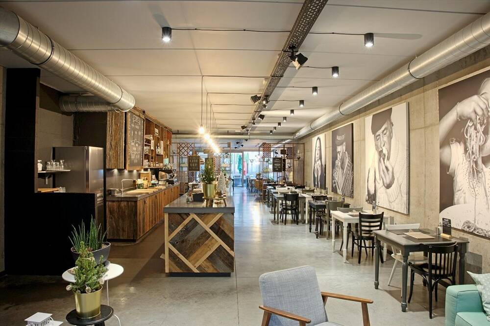 Handelszaak te koop in Bornem 2880 509000.00€ slaapkamers 360.00m² - Zoekertje 296376