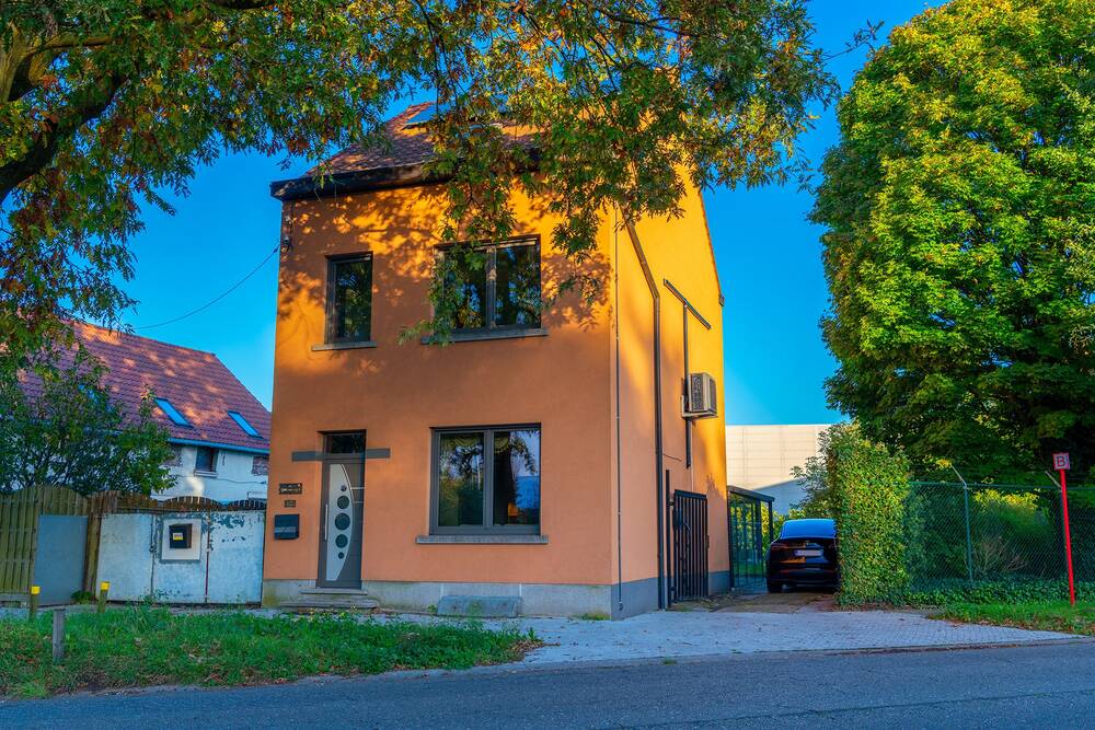Huis te in Mechelen 2800 449000.00€ 3 slaapkamers 183.00m² - Zoekertje 302667