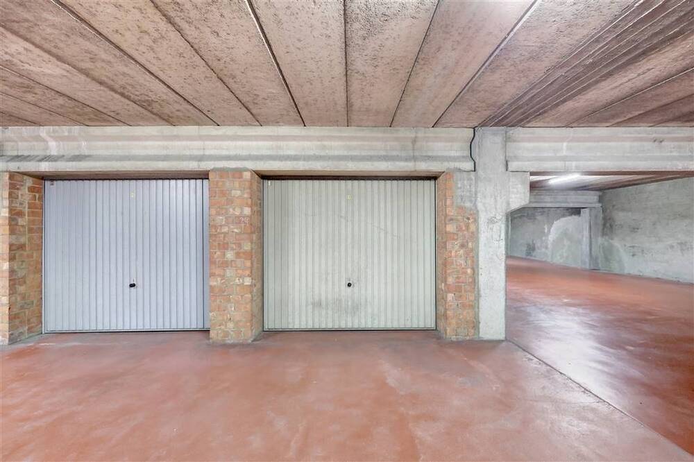 Parking & garage te  koop in Mortsel 2640 27500.00€  slaapkamers m² - Zoekertje 314763
