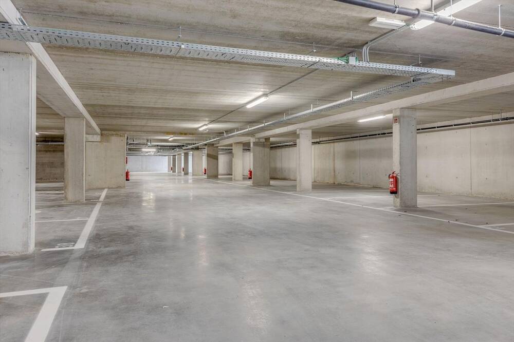 Parking & garage te huur in Putte 2580 65.00€ slaapkamers m² - Zoekertje 319548
