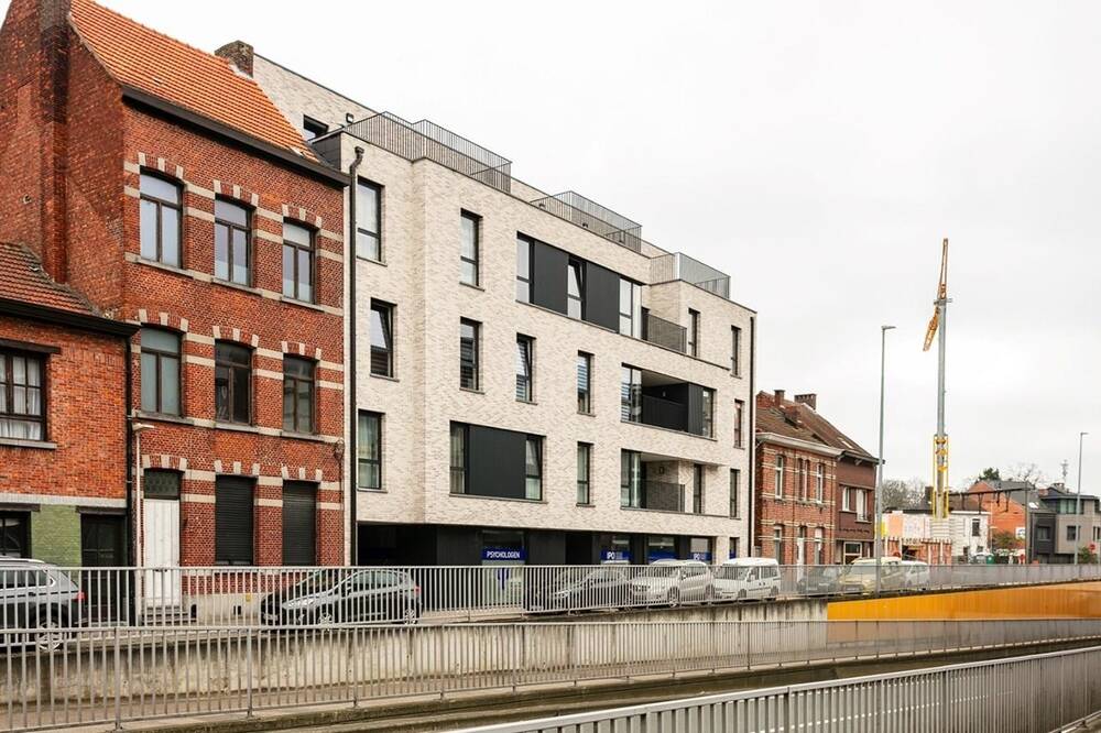Handelszaak te huur in Kapellen 2950 830.00€ slaapkamers 20.00m² - Zoekertje 330150