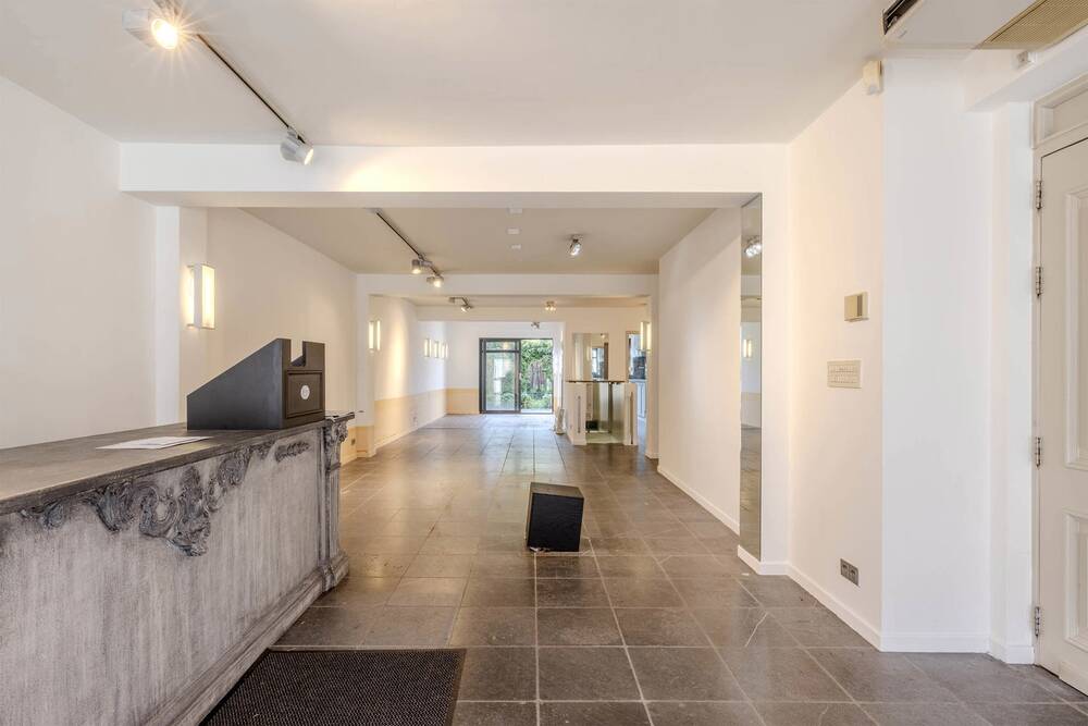 Handelszaak te  koop in Nijlen 2560 225000.00€  slaapkamers 133.00m² - Zoekertje 342870
