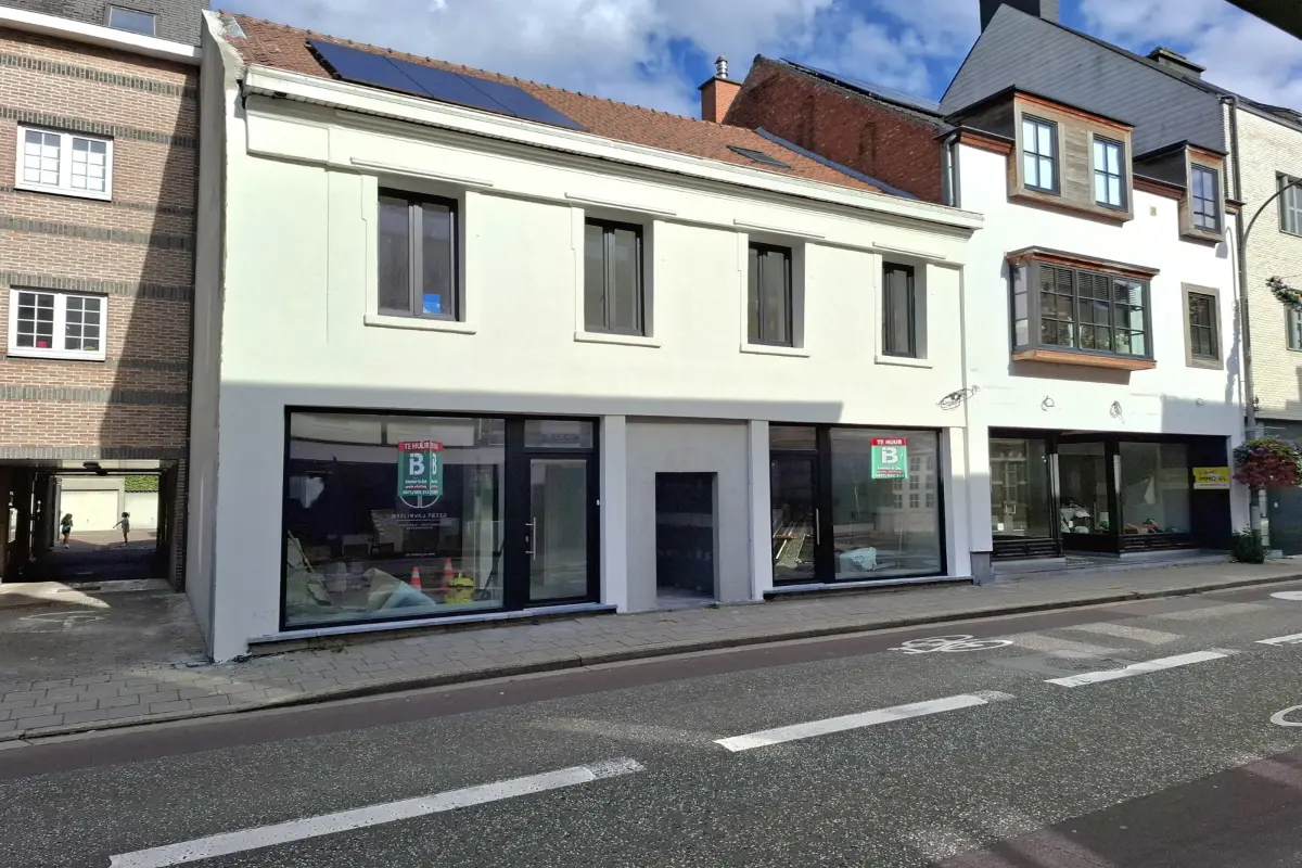 Handelszaak te  huur in Geel 2440 950.00€  slaapkamers 70.00m² - Zoekertje 345667