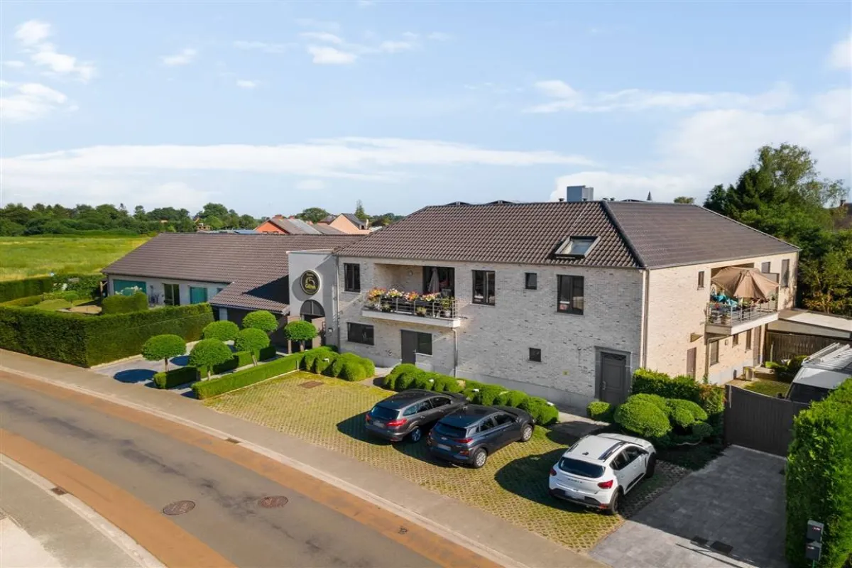 Handelszaak te  koop in Grobbendonk 2280 995000.00€ 3 slaapkamers 1500.00m² - Zoekertje 353457