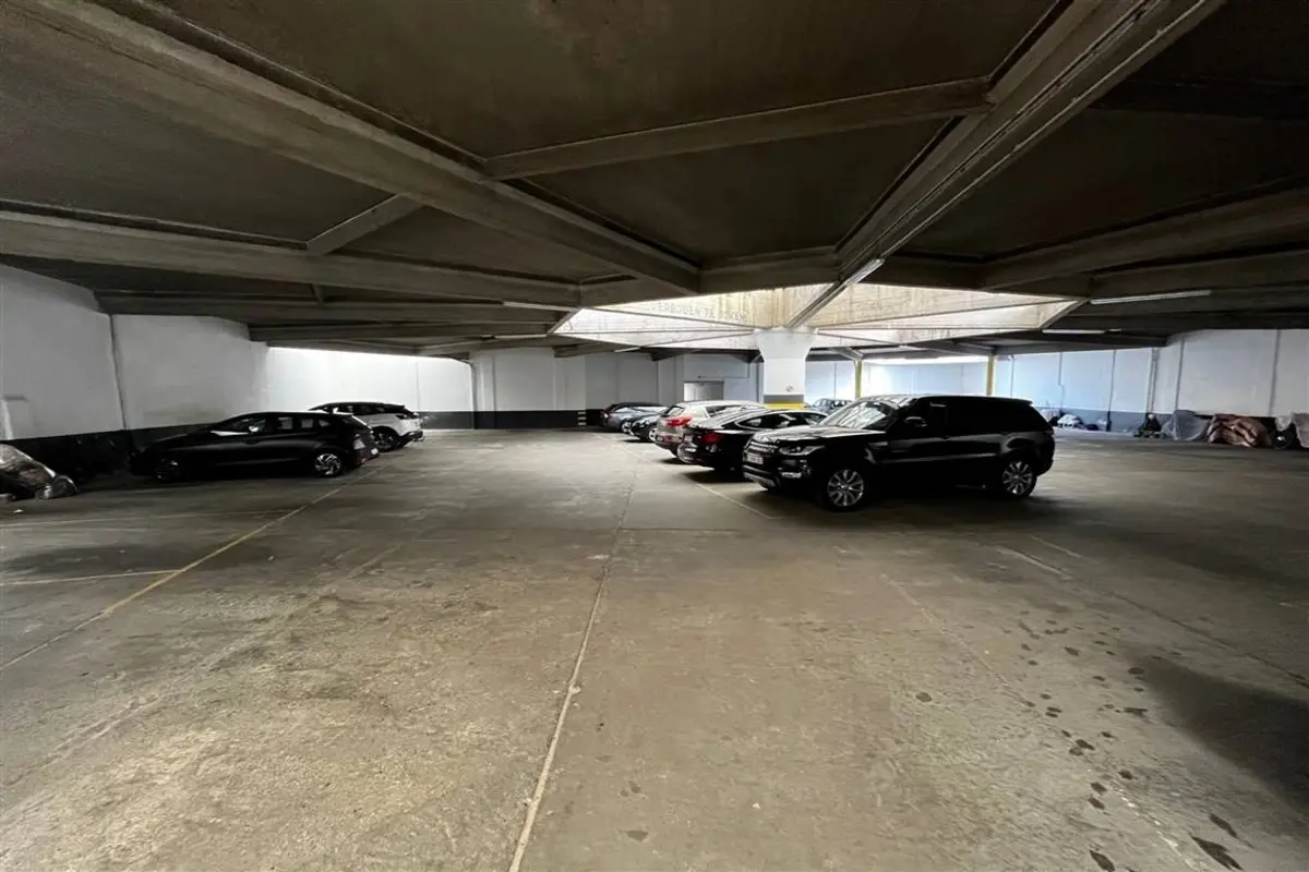 Parking te  koop in Lier 2500 32000.00€  slaapkamers m² - Zoekertje 353155