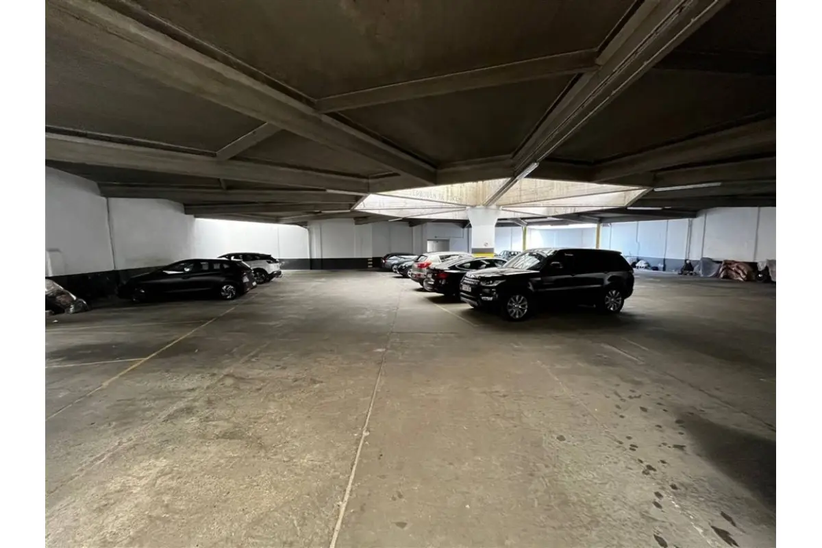 Parking te  koop in Lier 2500 32000.00€  slaapkamers m² - Zoekertje 353155