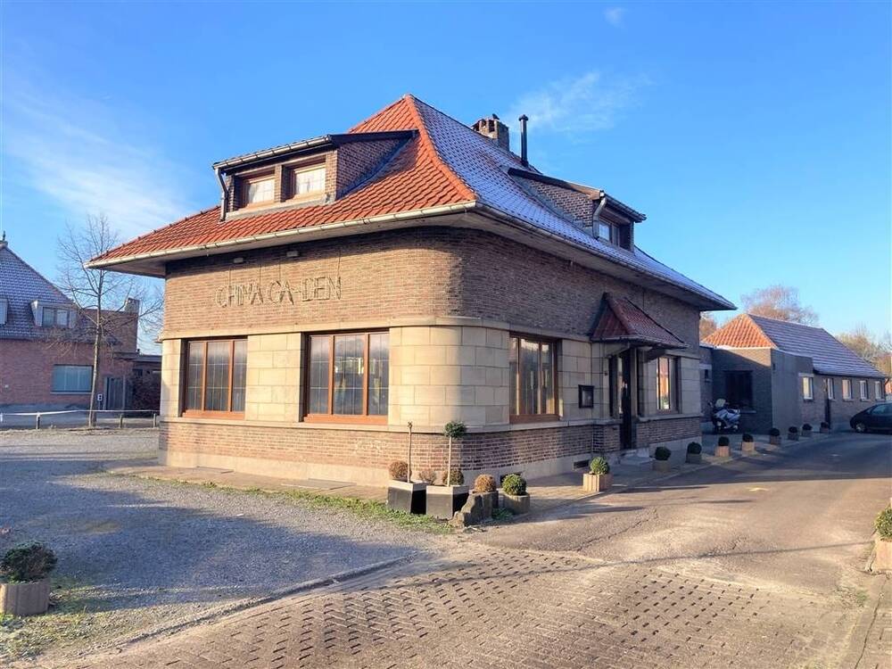 Handelszaak te  huur in Lier 2500 1700.00€  slaapkamers 212.00m² - Zoekertje 353526