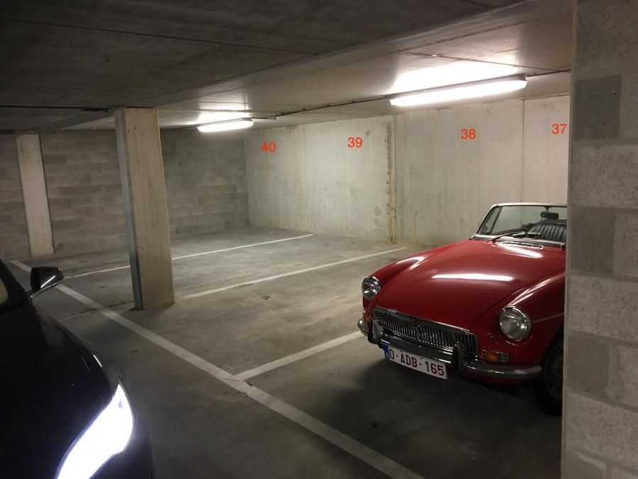 Parking te  huur in Hoogstraten 2320 75.00€  slaapkamers m² - Zoekertje 367746