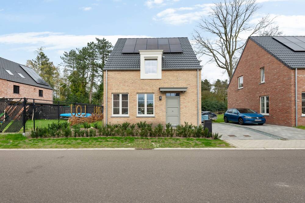 Huis te  koop in Dessel 2480 352816.00€ 3 slaapkamers 125.00m² - Zoekertje 367782