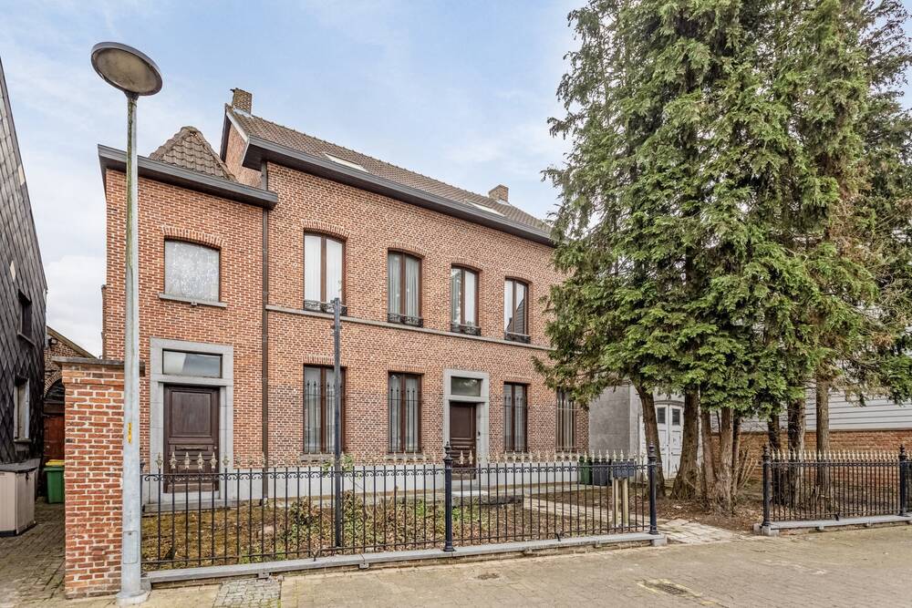 Huis te koop in Booischot 2221 599000.00€ 8 slaapkamers 351.00m² - Zoekertje 368594