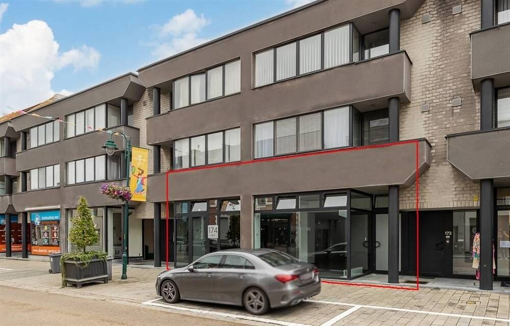 Handelszaak te koop in Heist-op-den-Berg 2220 895000.00€ slaapkamers 475.00m² - Zoekertje 372337