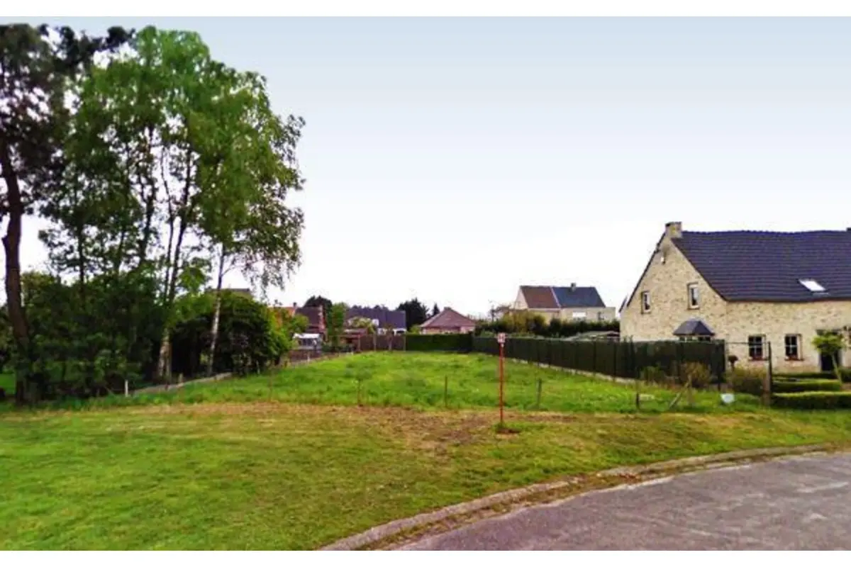 Grond te  koop in Malle 2390 237005.00€  slaapkamers m² - Zoekertje 374962