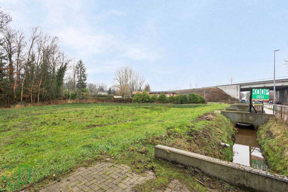 Grond te koop in Mol 2400 145000.00€ slaapkamers m² - Zoekertje 378093