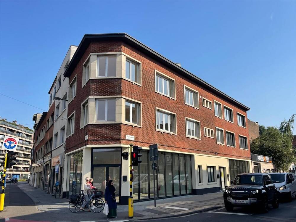 Handelszaak te koop in Deurne 2100 199000.00€ slaapkamers m² - Zoekertje 384511