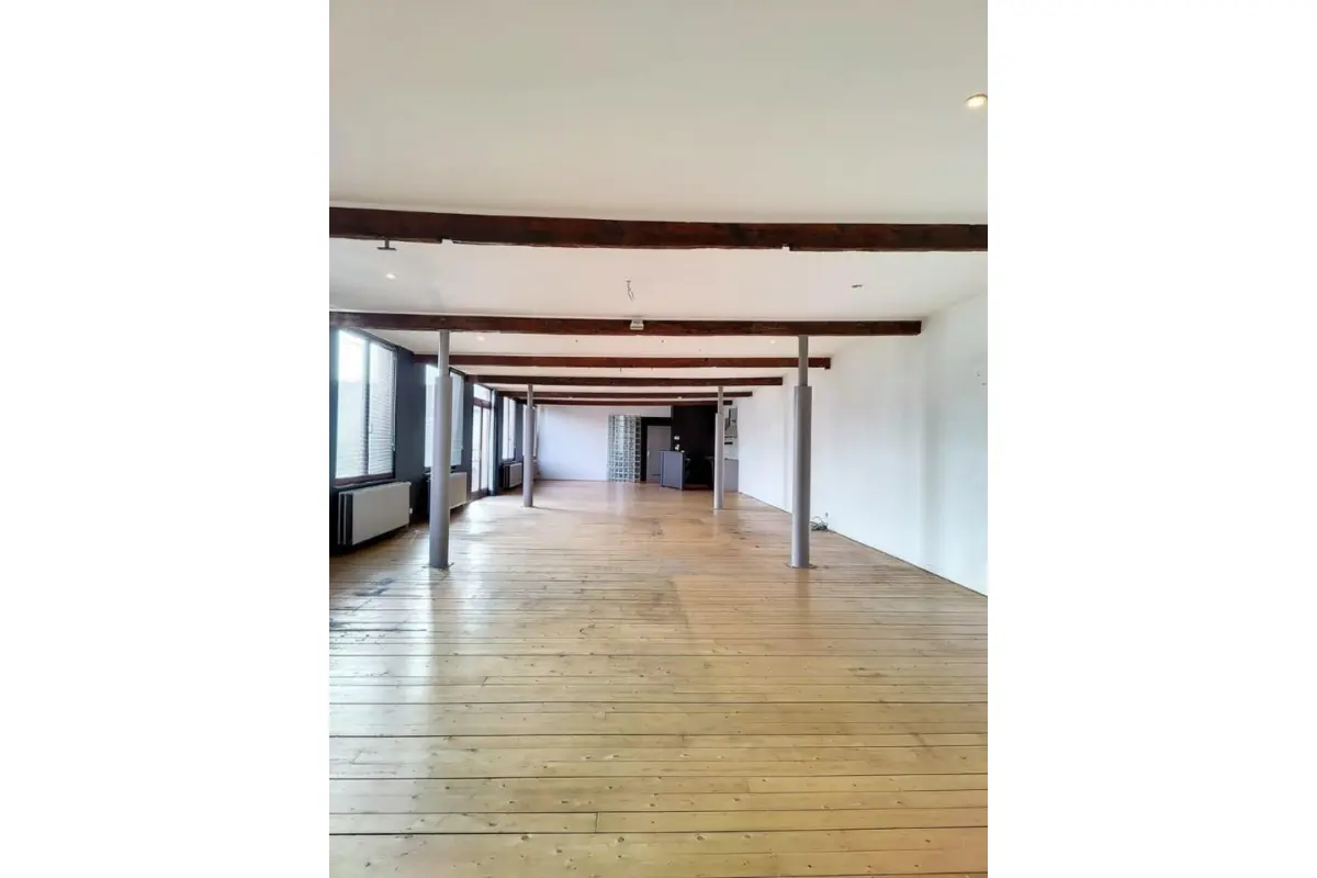 Handelszaak te  huur in Antwerpen 2018 1750.00€  slaapkamers 125.00m² - Zoekertje 387433