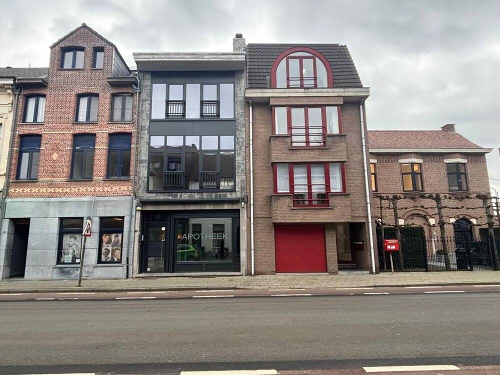 Handelszaak te huur in Lier 2500 1450.00€ slaapkamers 180.00m² - Zoekertje 389431